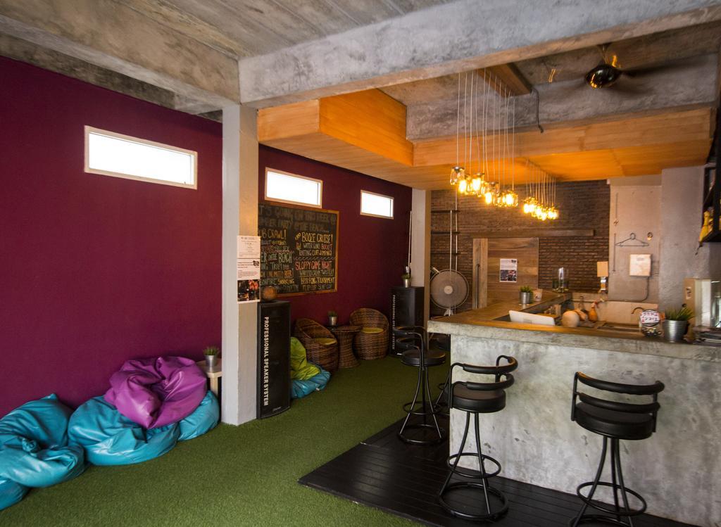 Slumber Party Hostel Krabi Beach Ao Nang Exterior photo