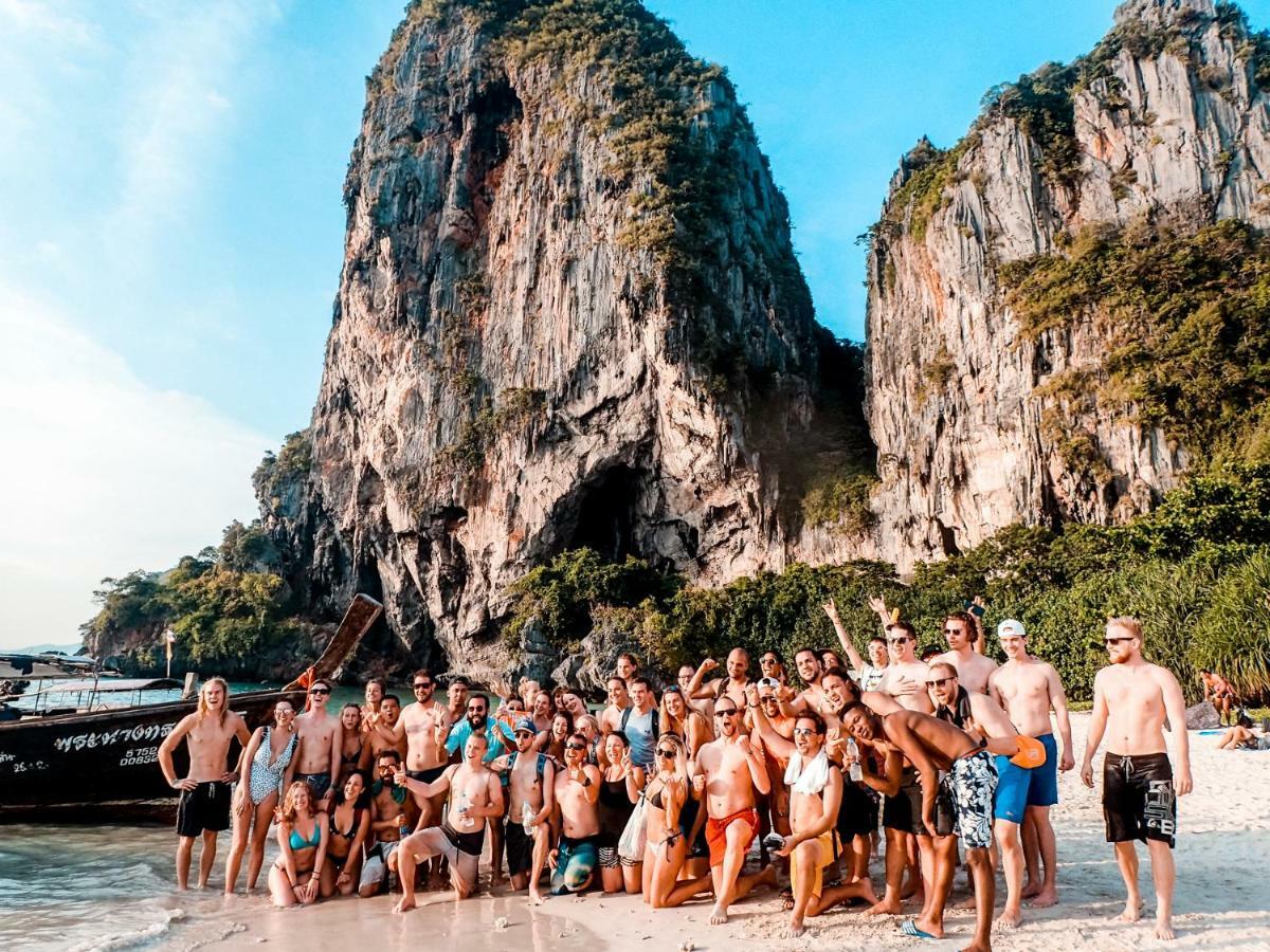 Slumber Party Hostel Krabi Beach Ao Nang Exterior photo